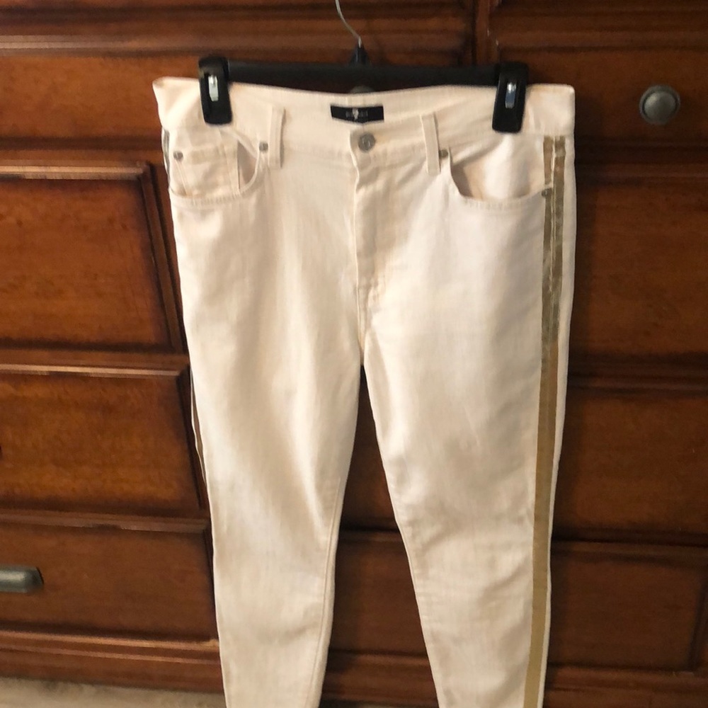7 for all mankind cream colored skinny with gold size 29